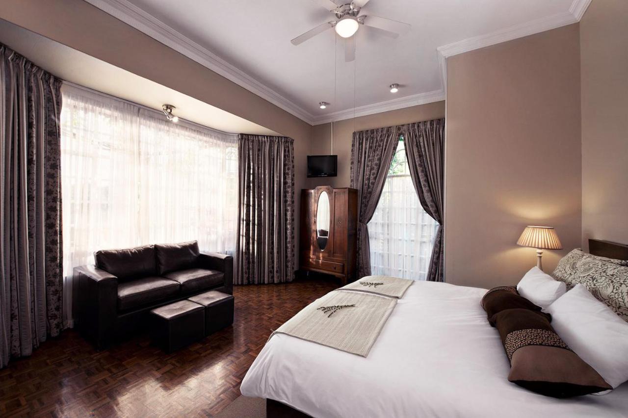 Amoris Guest House-Lynnwood Pretoria-Noord エクステリア 写真