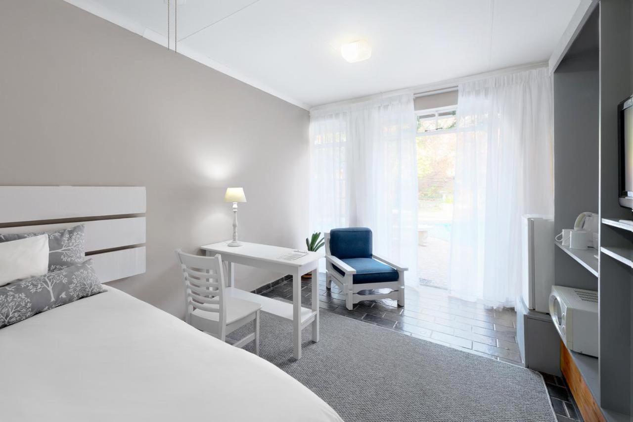 Amoris Guest House-Lynnwood Pretoria-Noord エクステリア 写真
