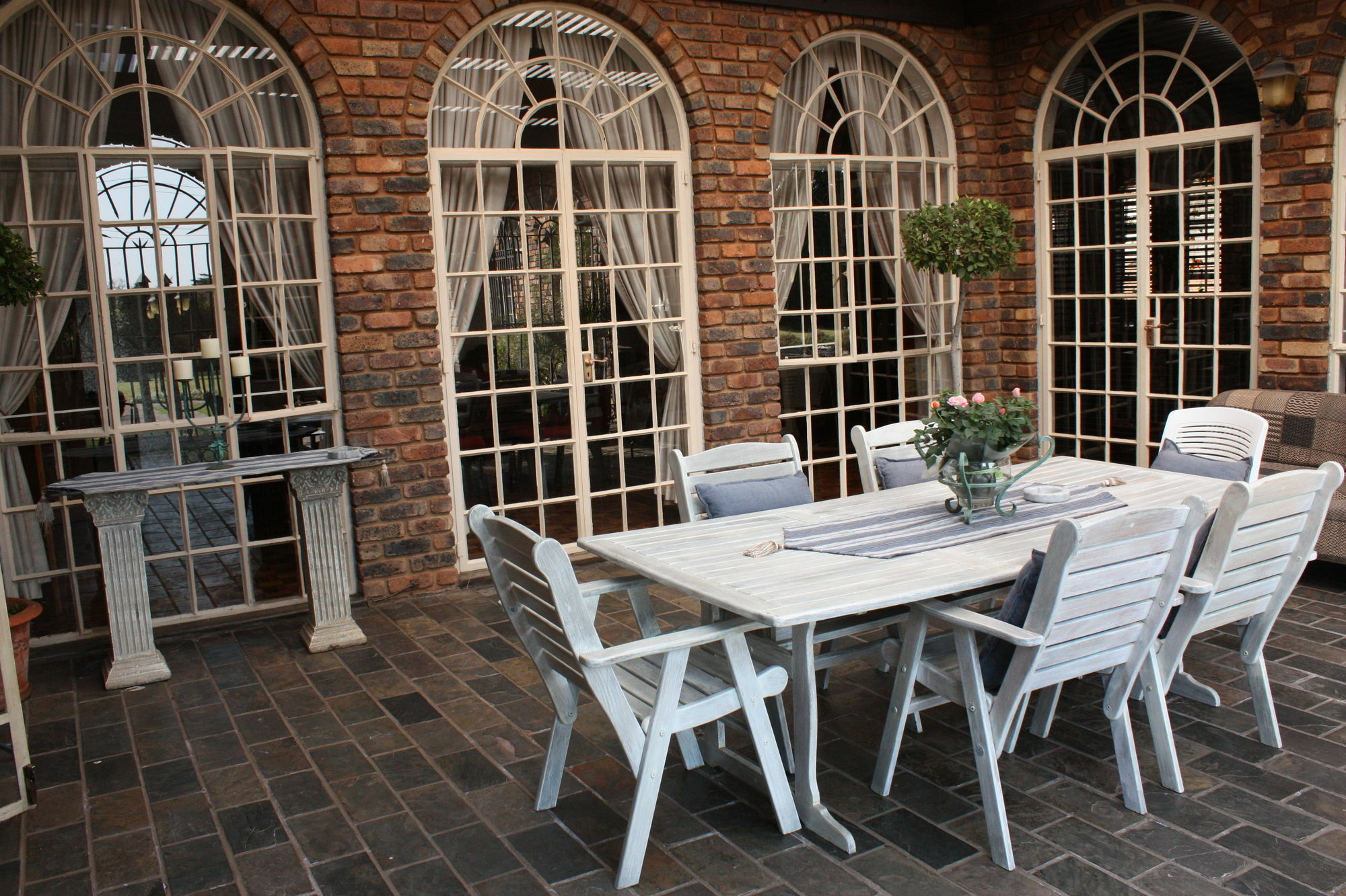 Amoris Guest House-Lynnwood Pretoria-Noord エクステリア 写真