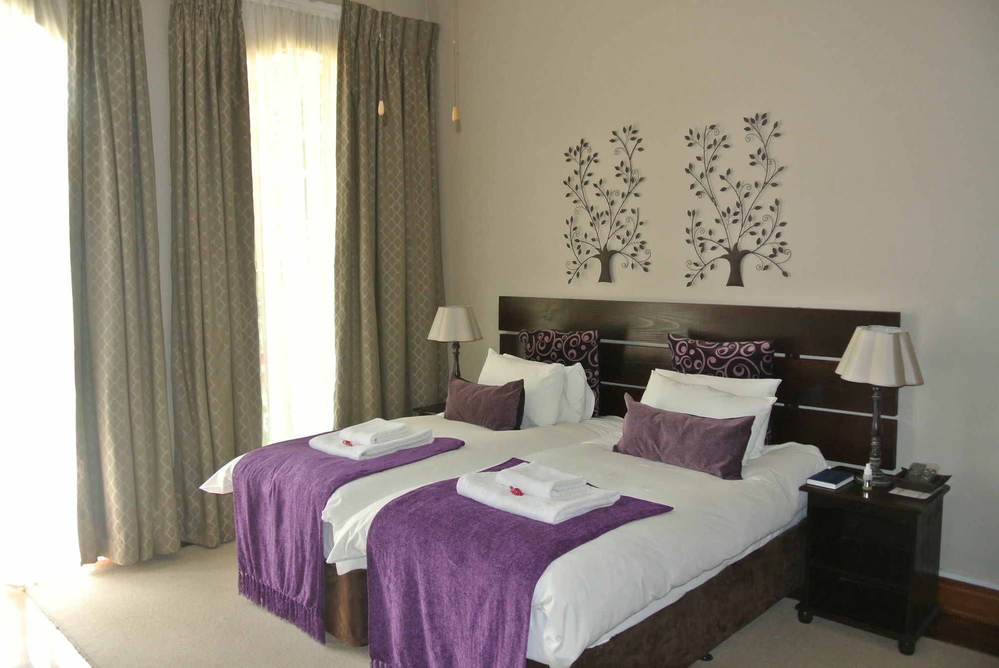 Amoris Guest House-Lynnwood Pretoria-Noord エクステリア 写真